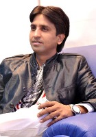Kumar Vishwas poet