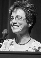 Kimiko Hahn poet